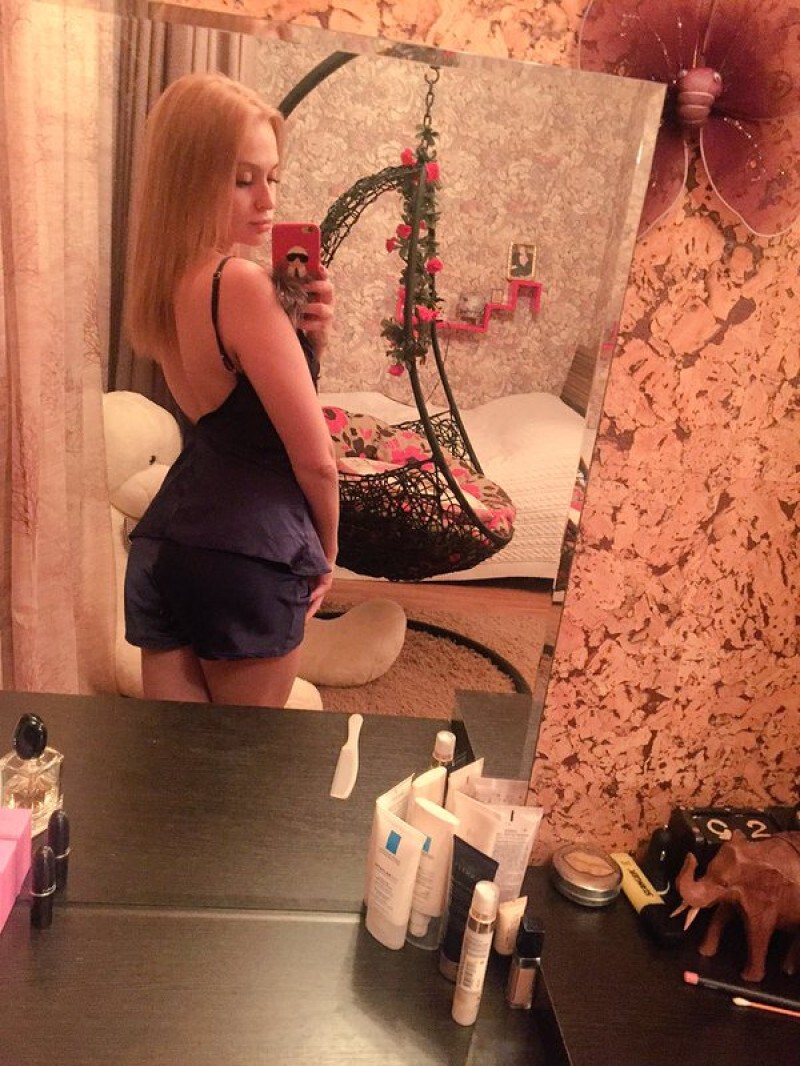 Индивидуалка Питера Лиза +7(981)136-33-84