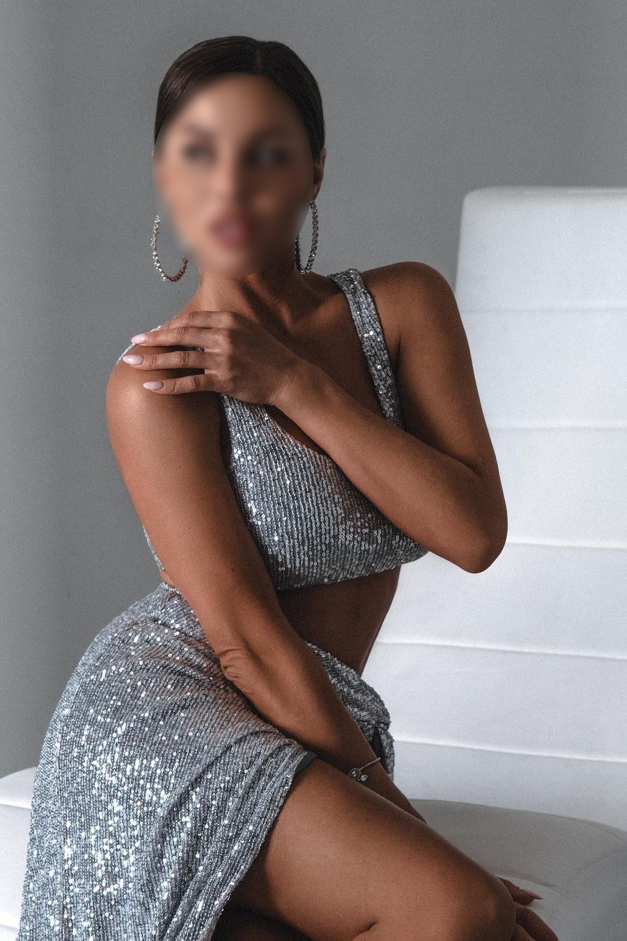 Лиза индивидуалка СПб у метро Парк Победы девочки индивидуалки спб